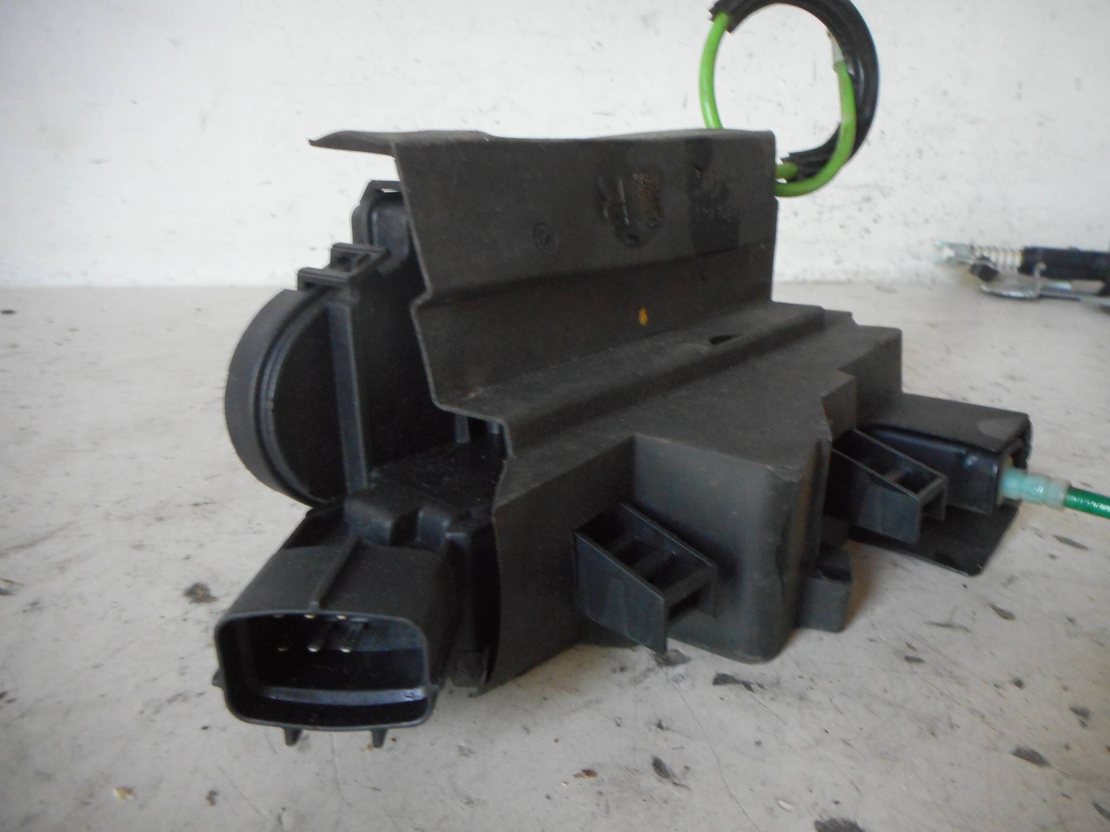 Serratura chiusura c.zta porta ant. dx.